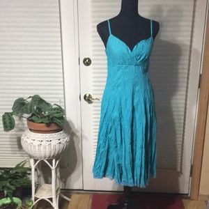 Cute teal spaghetti strap sundress 👗